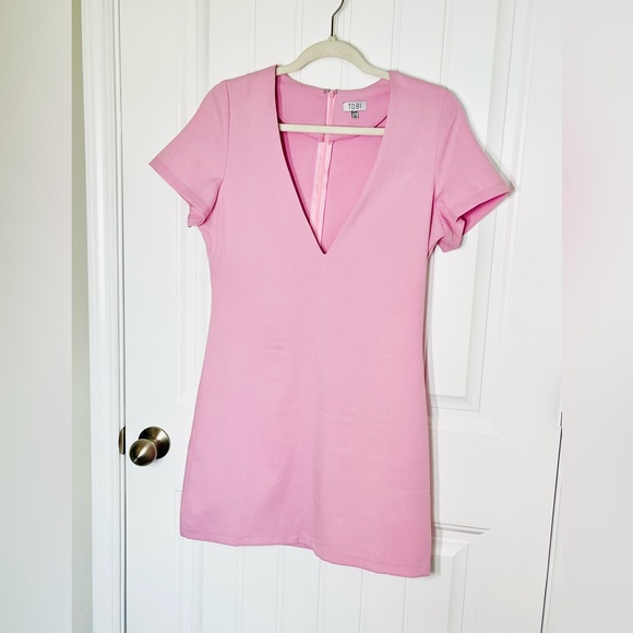 TOBI Sweet Intentions Barbie Pink Shift Dress Size M CB158 - Picture 3 of 8